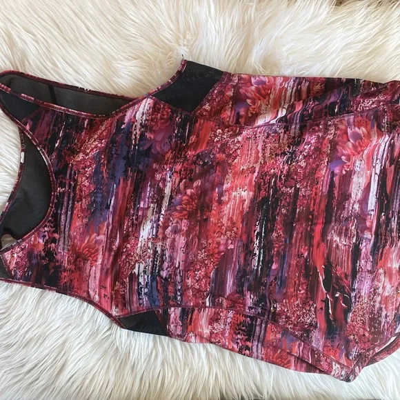 Lululemon tank top - Picture 3 of 7